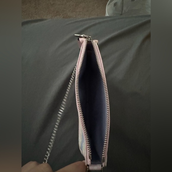 Louis Vuitton LV Escale Mini Pochette - Picture 5 of 5